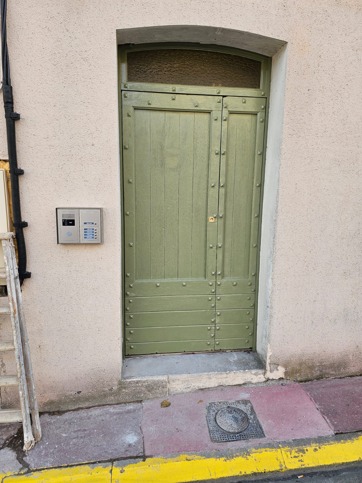 Volets bois rénovés